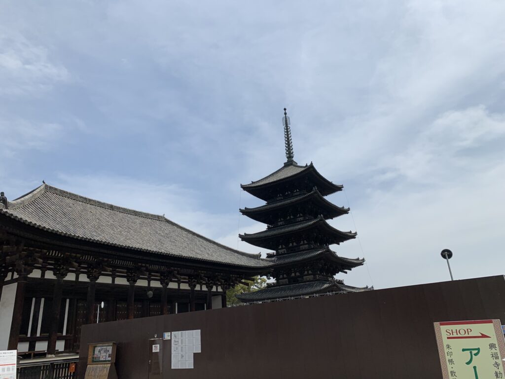 A day in Nara Park - Kofuku-ji Temple