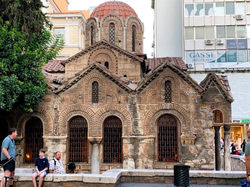 Church of Panaghia Kapnikarea in the heart of Athens