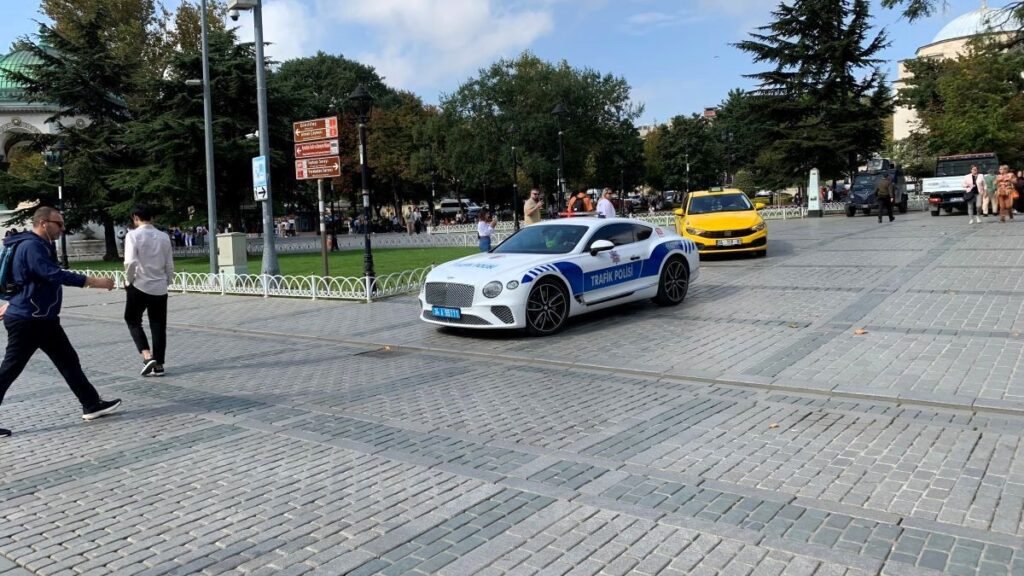 A Cop driving a bentley police car in Istanbul