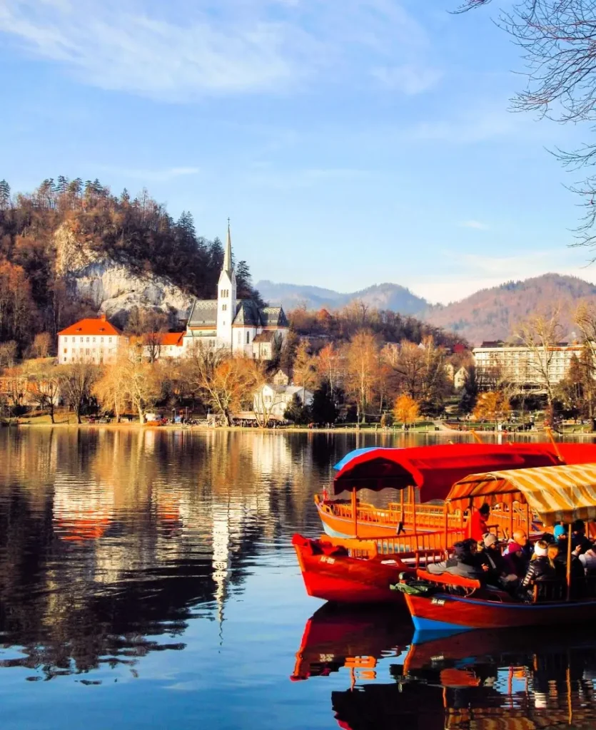 Pletna boats in Lake Bled