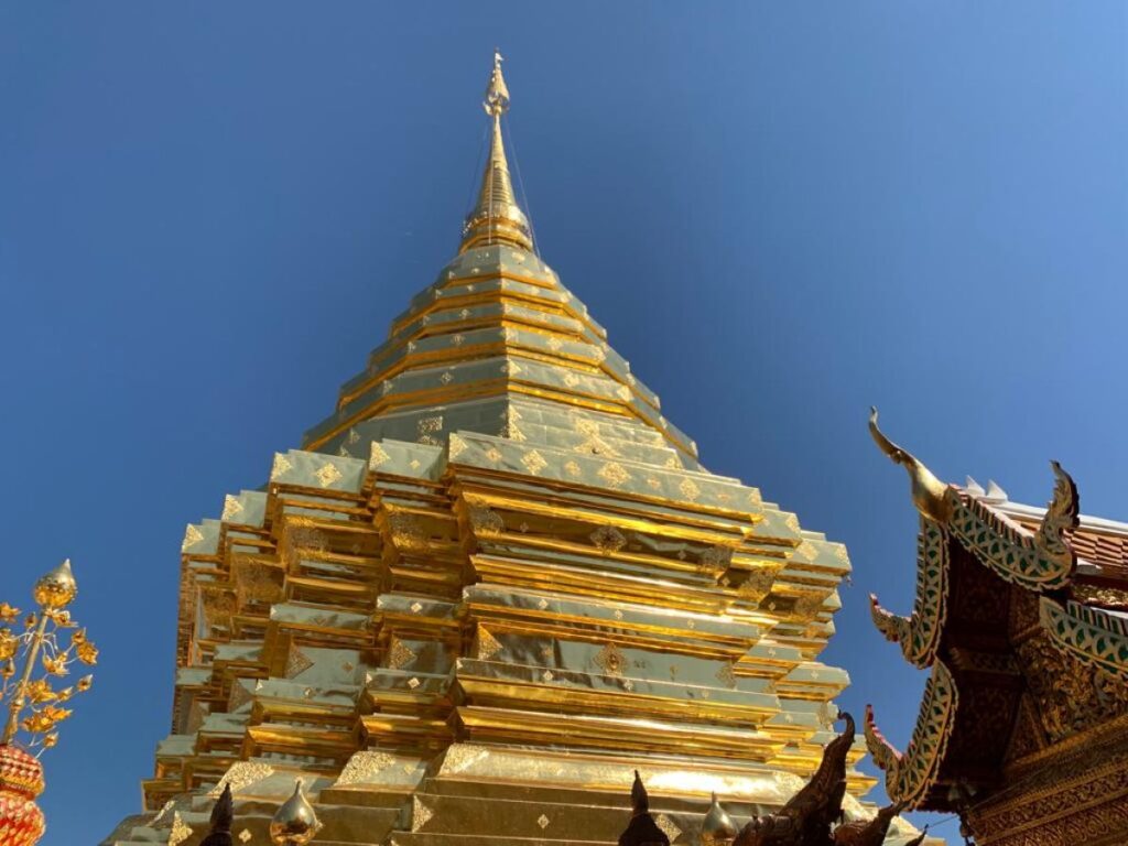 Golden dome of the wat phra that doi suthep