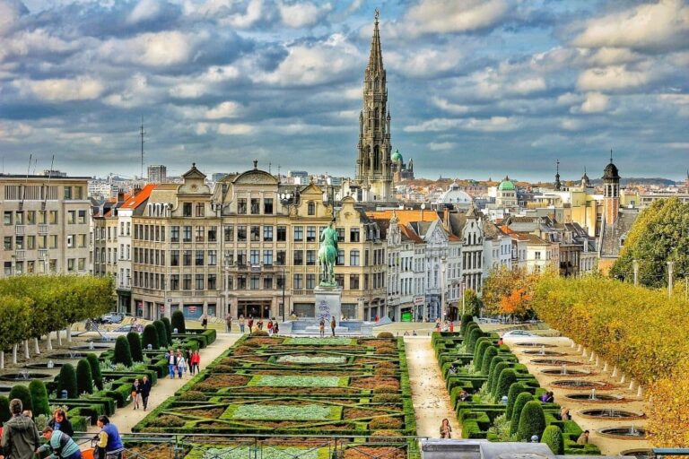 Things to do in Brussels - visit Mont des Arts for postcard views