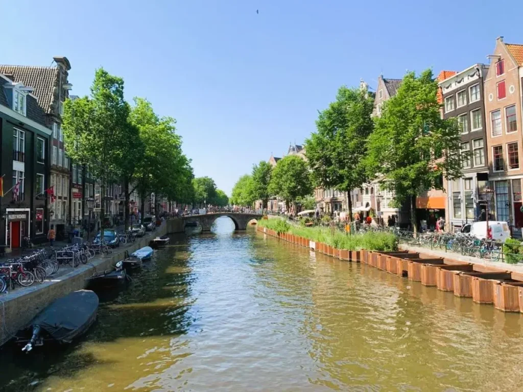 Canal in Amsterdam - Netherlands travel guide